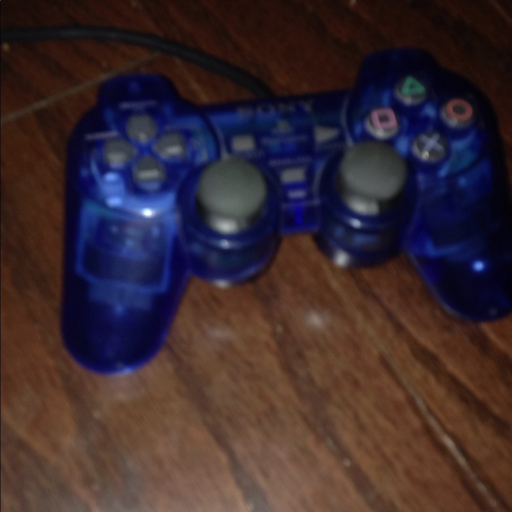 Ps2 with controller - Picture 4 of 4